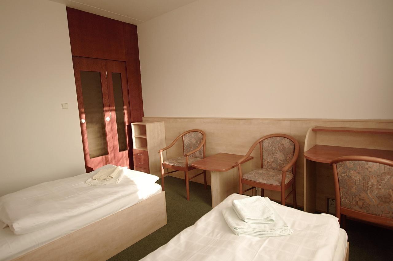 Hotel Kolej Akademie à Brno Extérieur photo